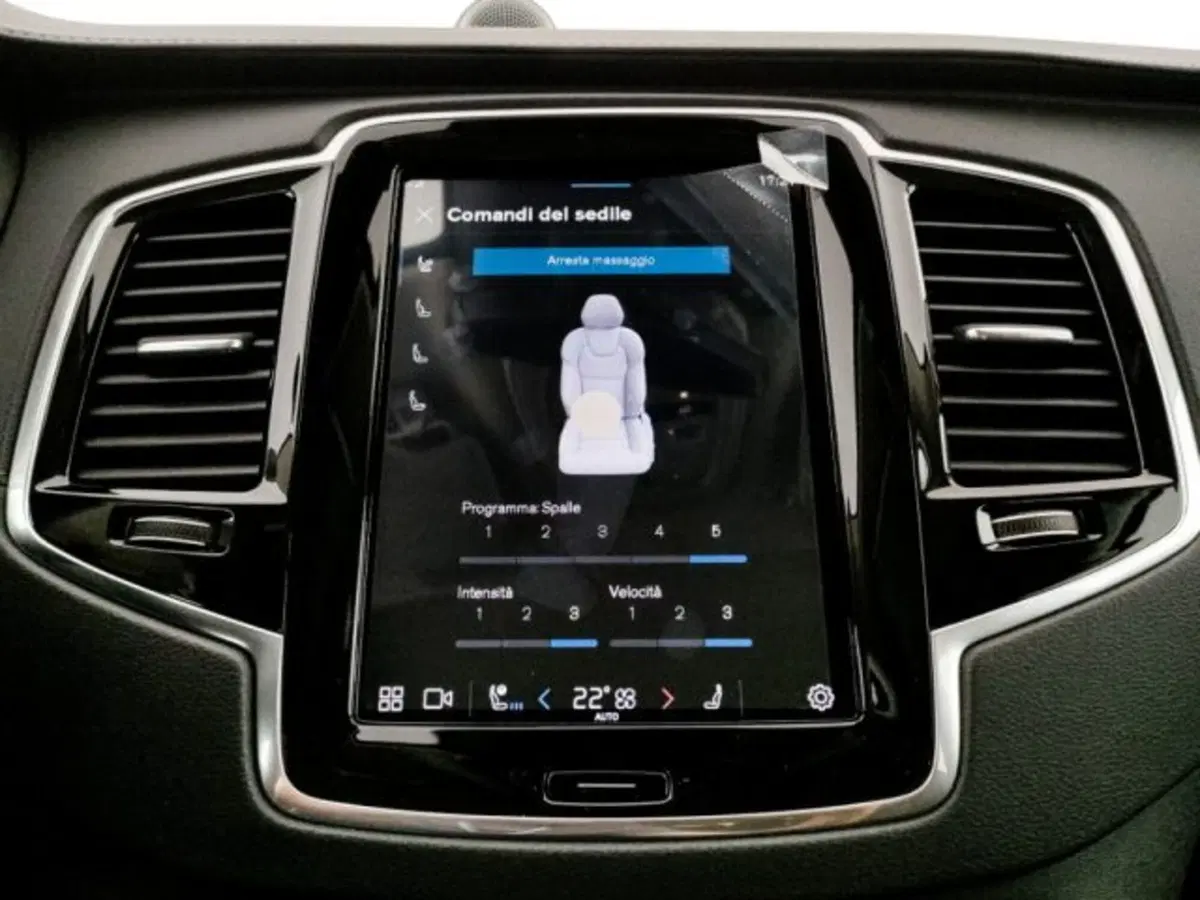 Volvo XC90 nuova a Modena (13)