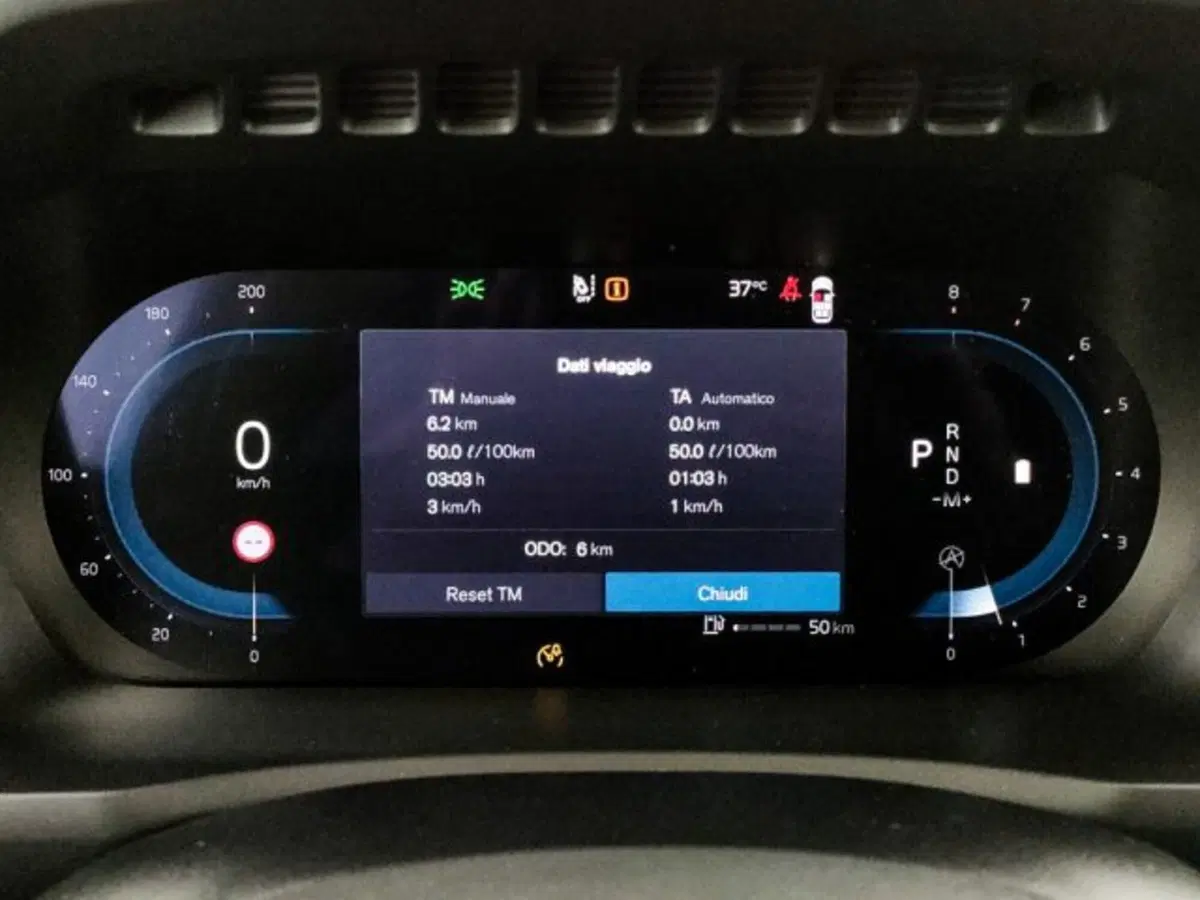 Volvo XC90 nuova a Modena (15)
