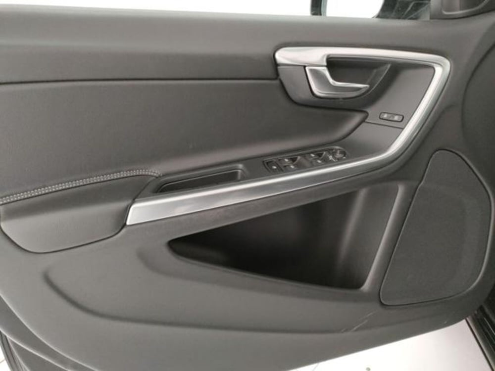 Volvo V60 usata a Modena (10)