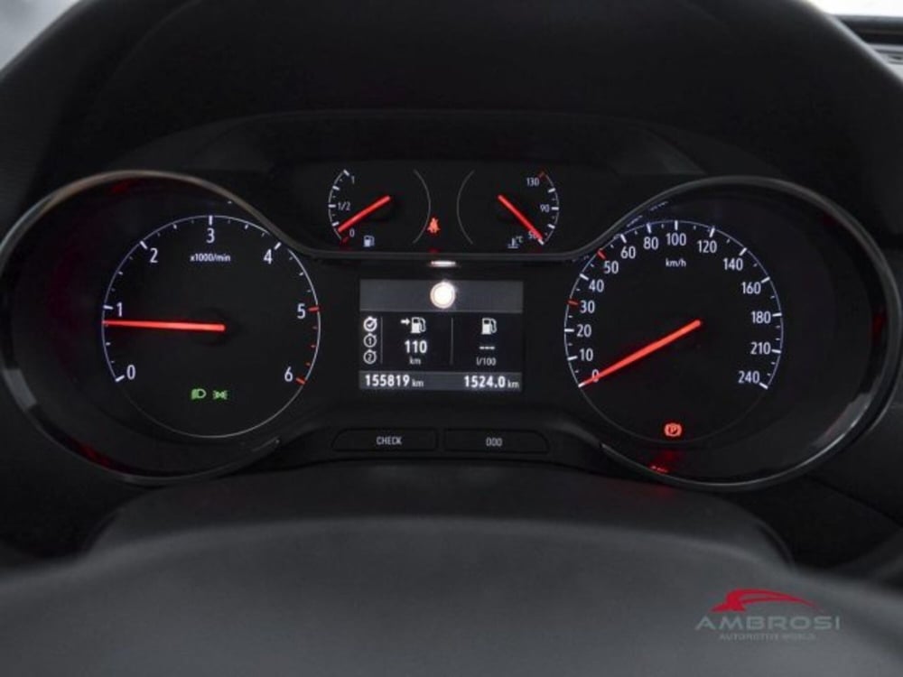 Opel Crossland X usata a Perugia (13)