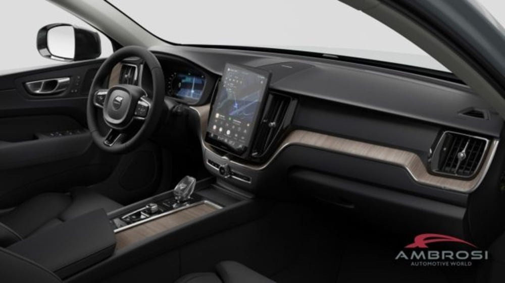 Volvo XC60 nuova a Perugia (8)