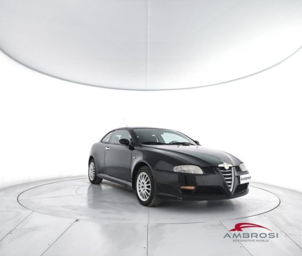 Alfa Romeo GT usata a Perugia (2)