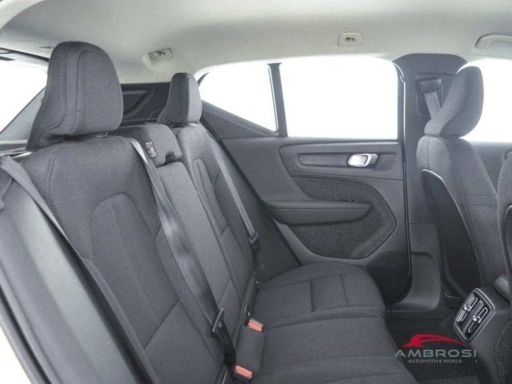Volvo XC40 usata a Perugia (11)