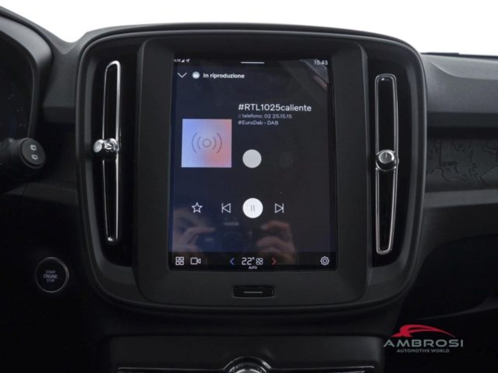 Volvo XC40 usata a Perugia (13)