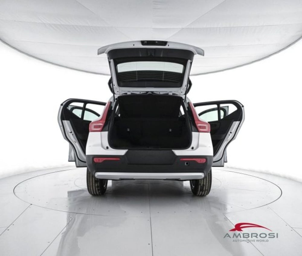 Volvo XC40 usata a Perugia (7)
