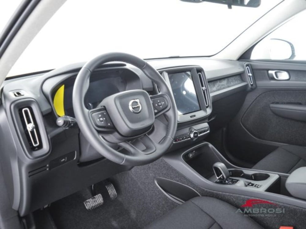 Volvo XC40 usata a Perugia (8)