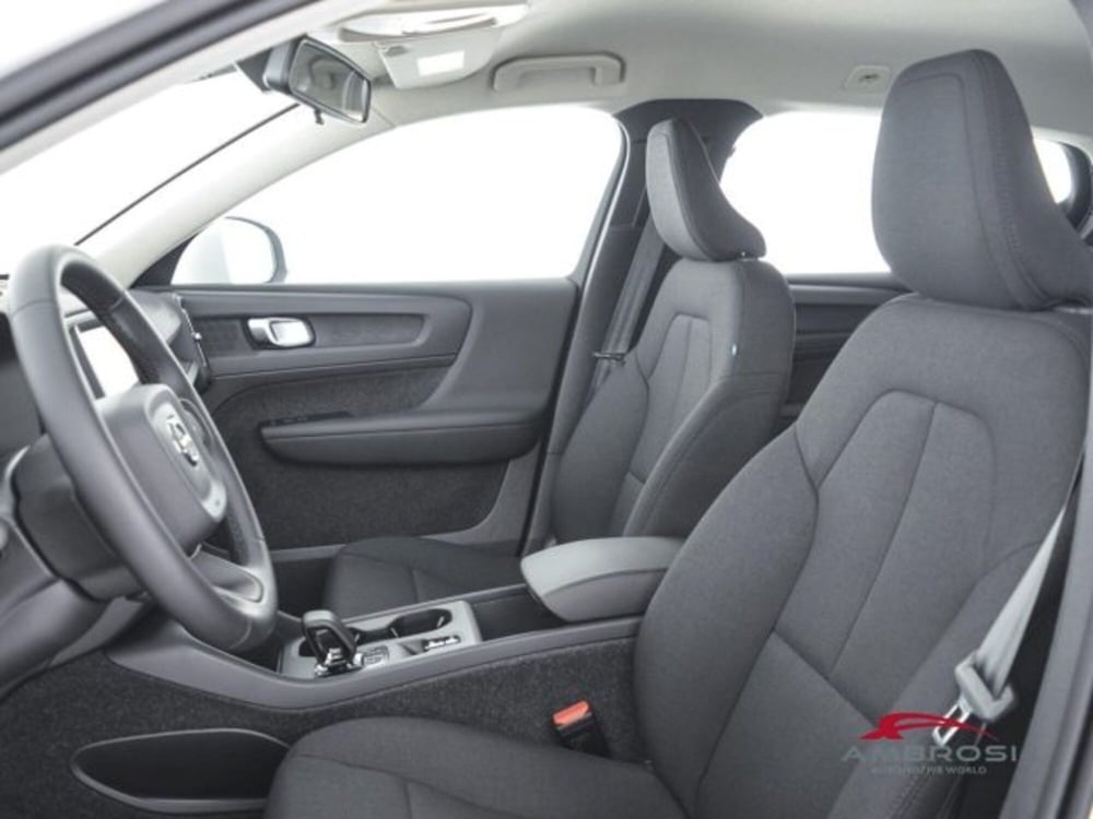Volvo XC40 usata a Perugia (9)