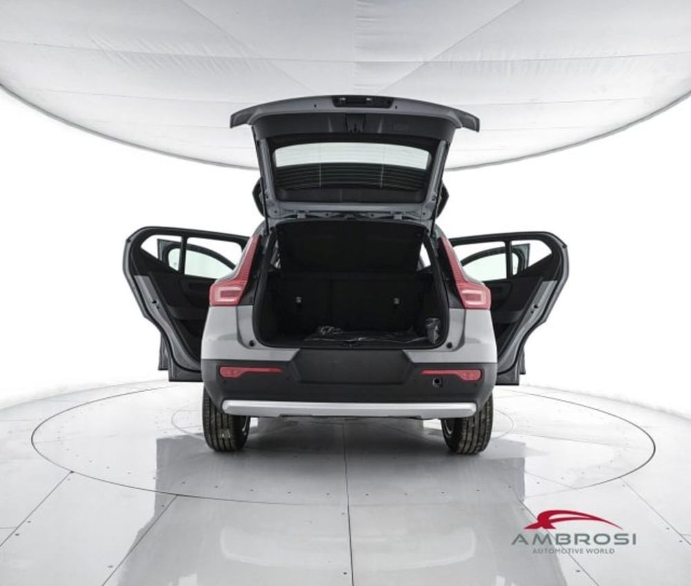 Volvo XC40 usata a Perugia (7)