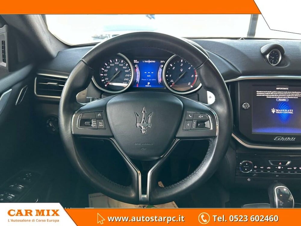 Maserati Ghibli usata a Piacenza (13)
