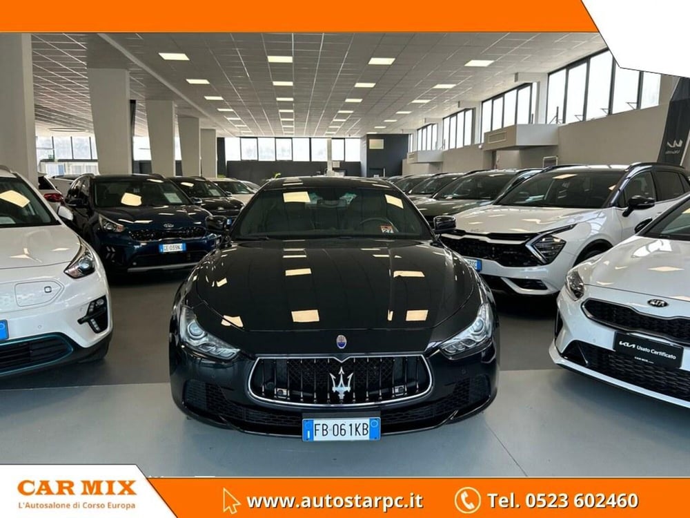 Maserati Ghibli usata a Piacenza (2)
