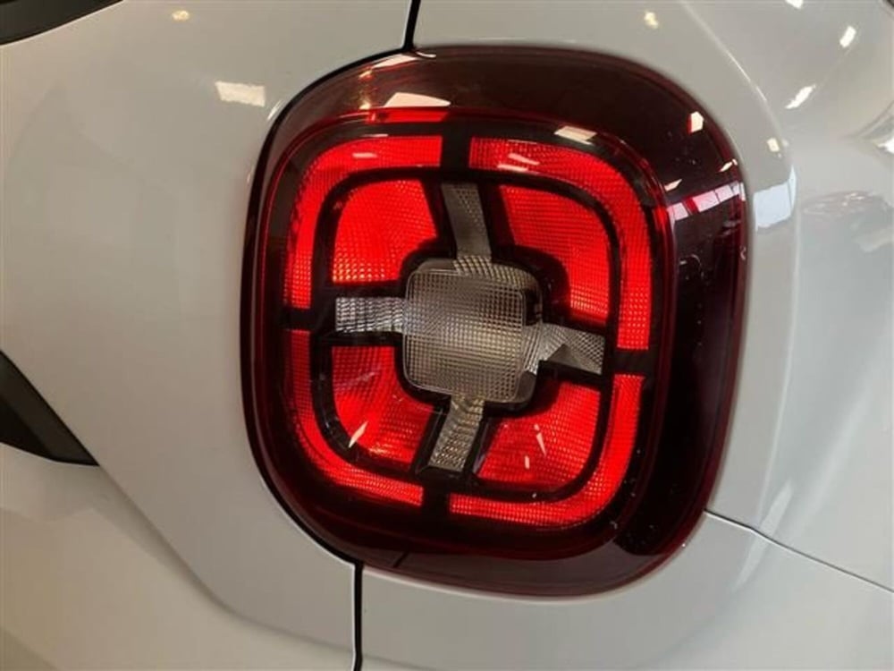 Dacia Duster usata a Como (8)
