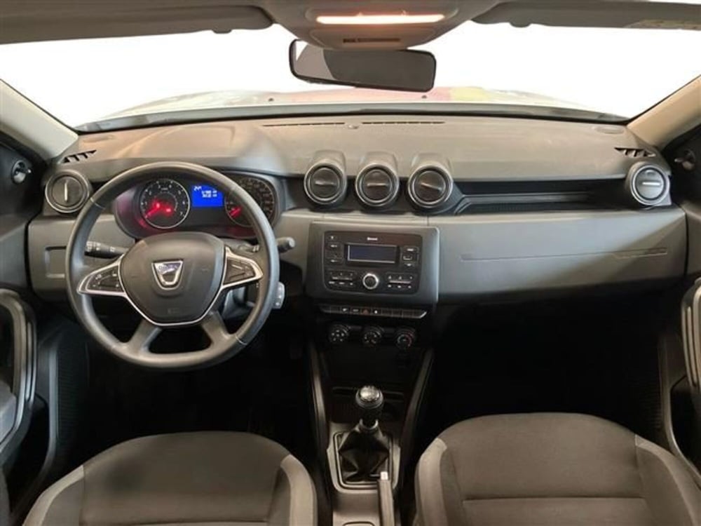 Dacia Duster usata a Como (9)