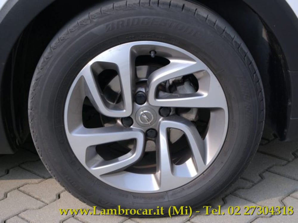 Opel Crossland X usata a Milano (12)