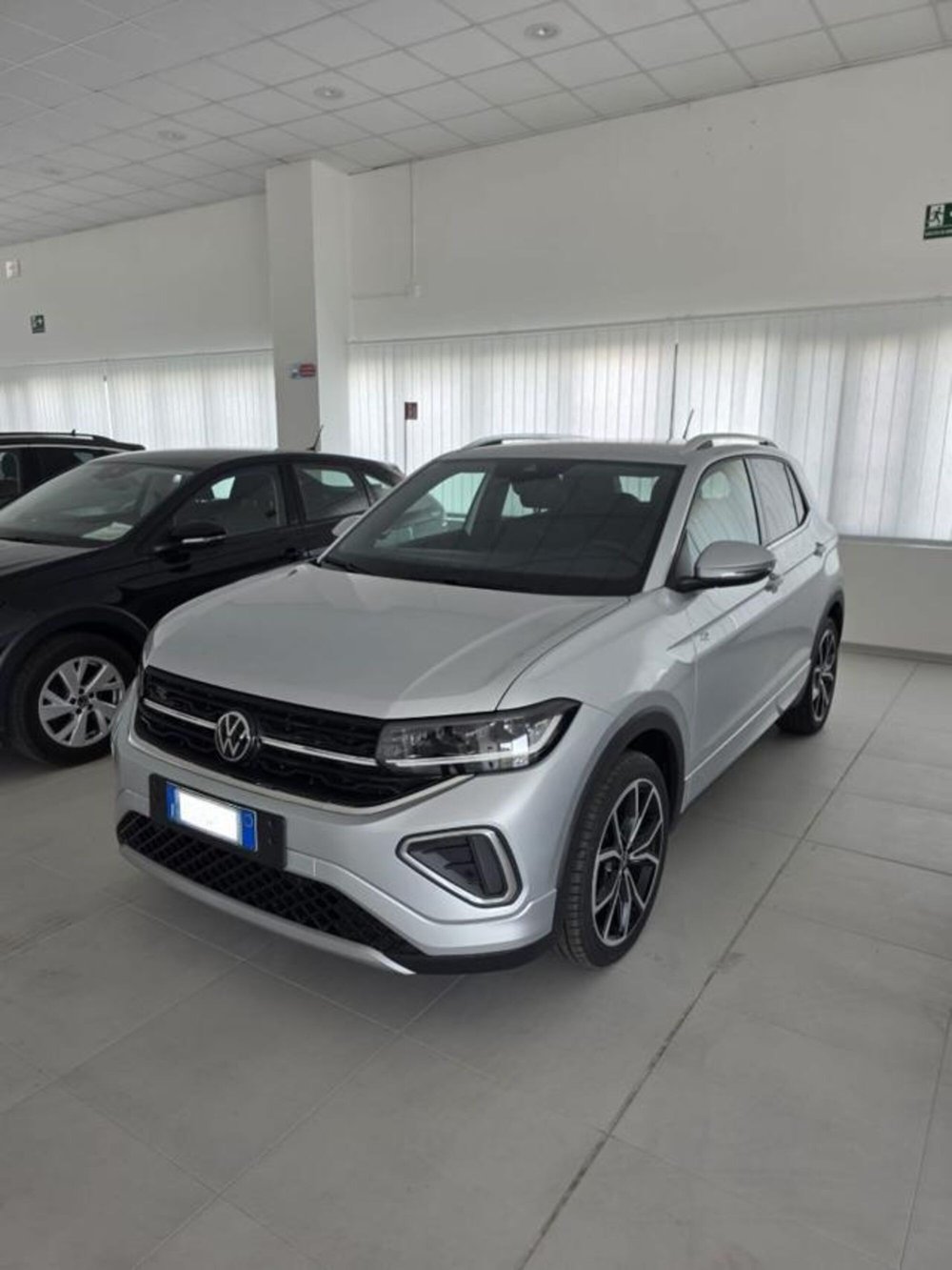 Volkswagen T-Cross nuova a Napoli (2)