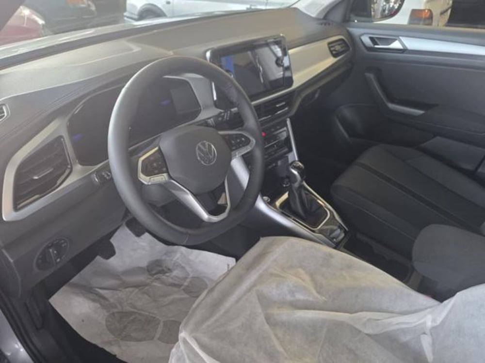Volkswagen T-Roc nuova a Napoli (4)