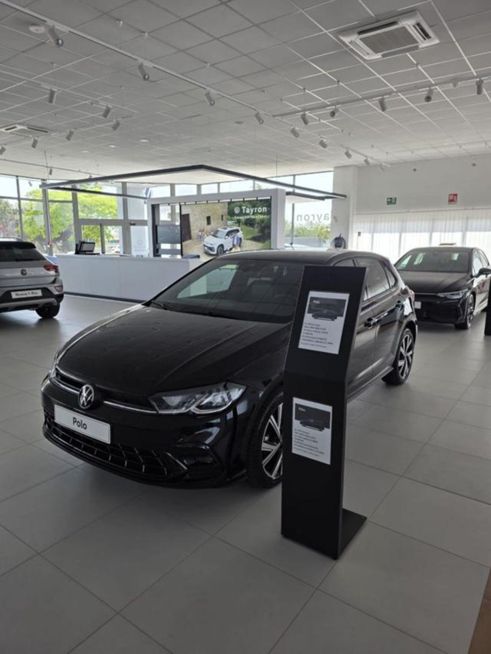 Volkswagen Polo nuova a Napoli (2)