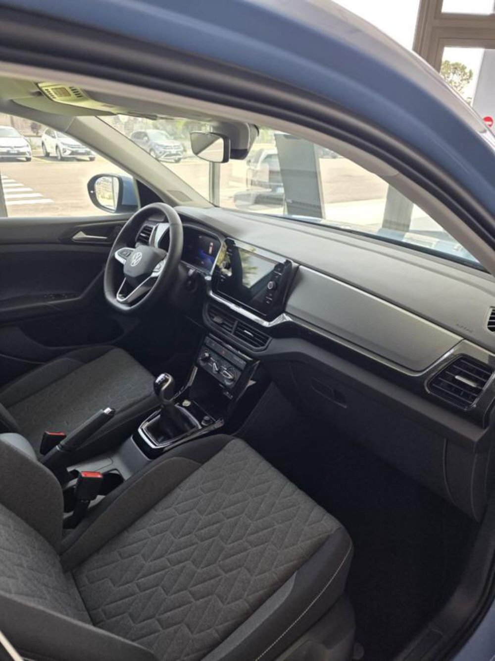 Volkswagen T-Cross nuova a Napoli (6)