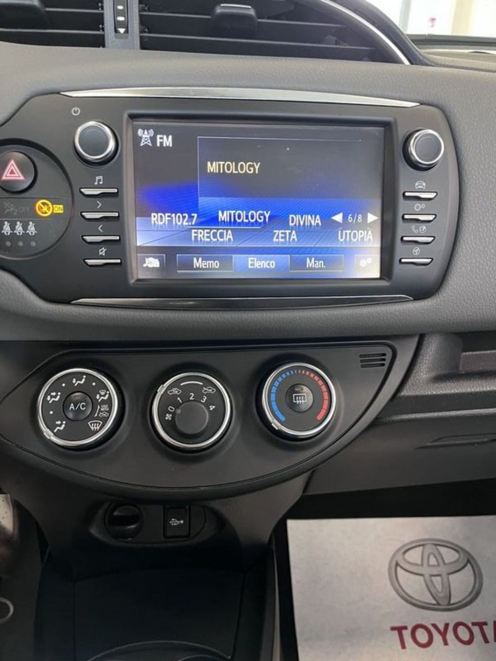 Toyota Yaris usata a Prato (11)
