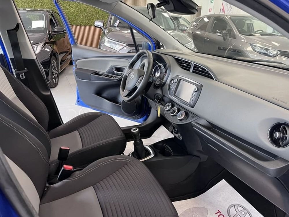 Toyota Yaris usata a Prato (8)