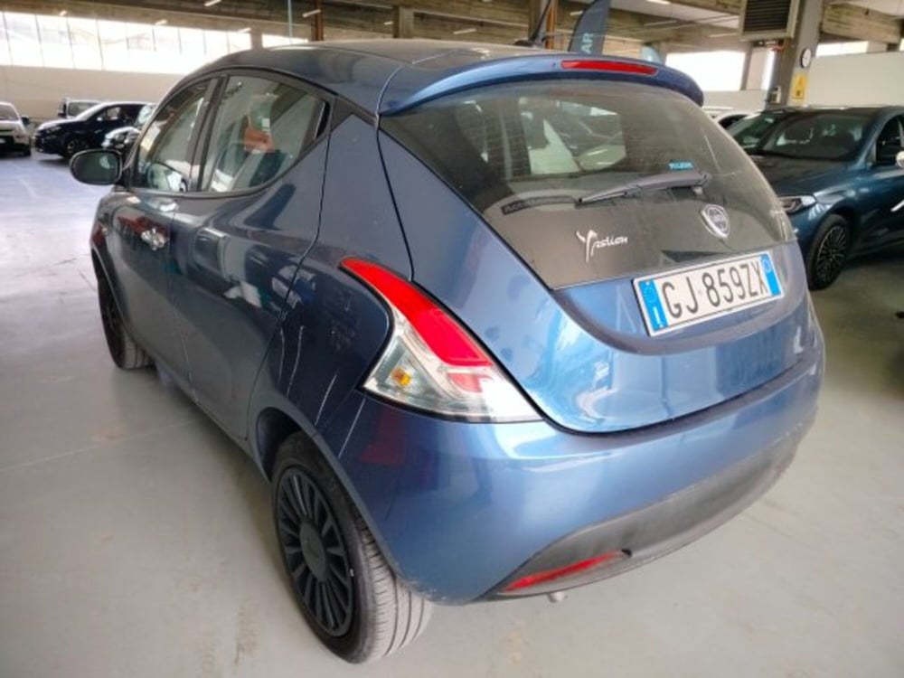 Lancia Ypsilon usata a Forlì-Cesena (9)