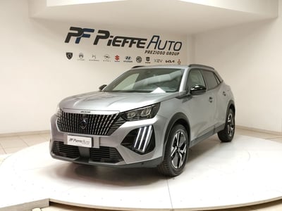 Peugeot 2008 1.2 puretech Active s&amp;s 100cv del 2024 usata a Teramo