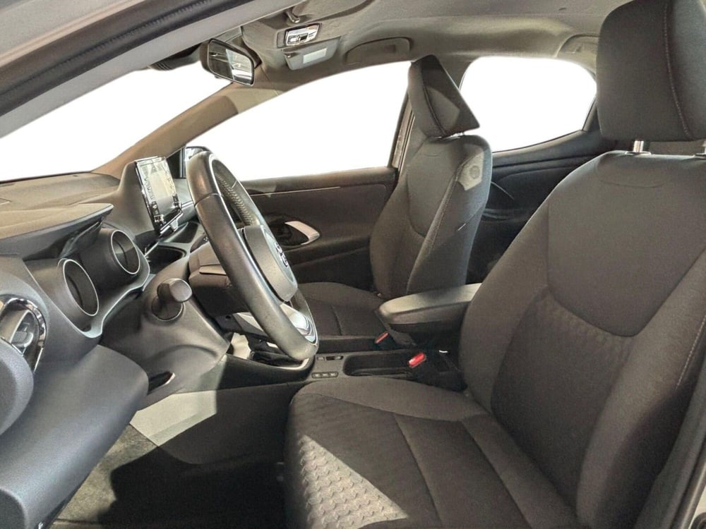 Toyota Yaris usata a Sondrio (11)