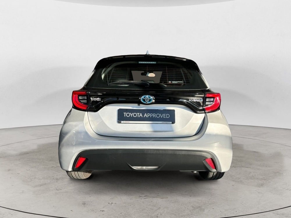 Toyota Yaris usata a Sondrio (4)