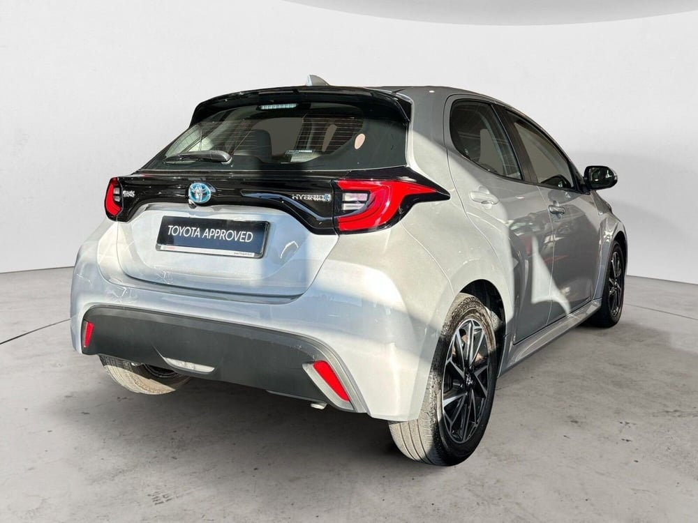 Toyota Yaris usata a Sondrio (5)