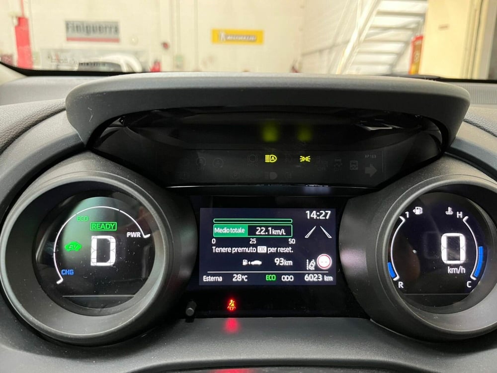 Toyota Yaris usata a Sondrio (8)