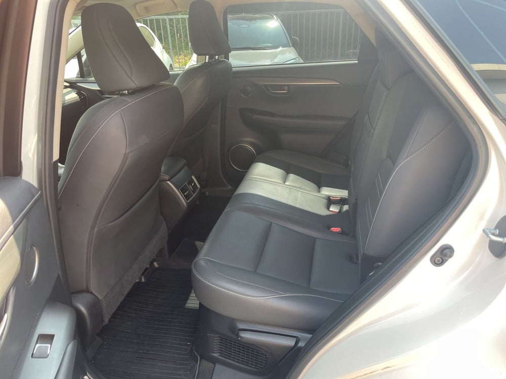 Lexus NX usata a Piacenza (10)