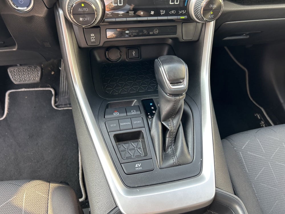 Toyota Rav4 usata a Piacenza (13)