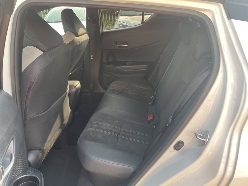 Toyota Toyota C-HR usata a Piacenza (11)