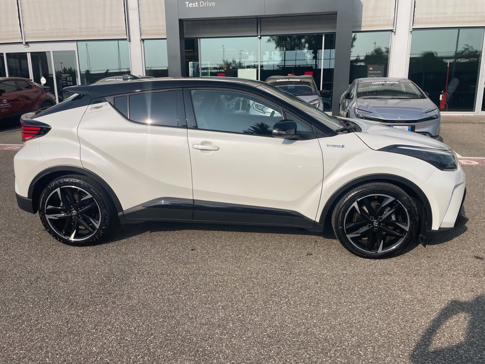 Toyota Toyota C-HR usata a Piacenza (9)