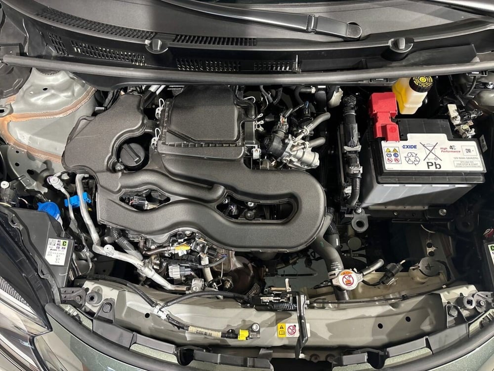 Toyota Aygo X usata a Lecco (16)
