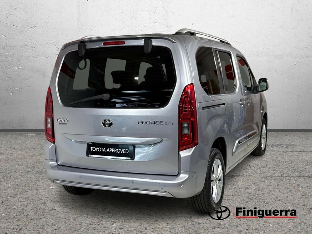 Toyota Proace City Verso usata a Lecco (5)