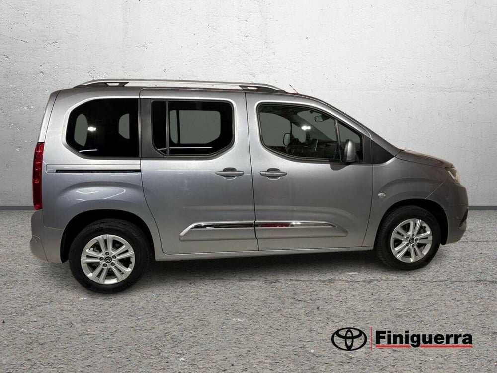 Toyota Proace City Verso usata a Lecco (6)