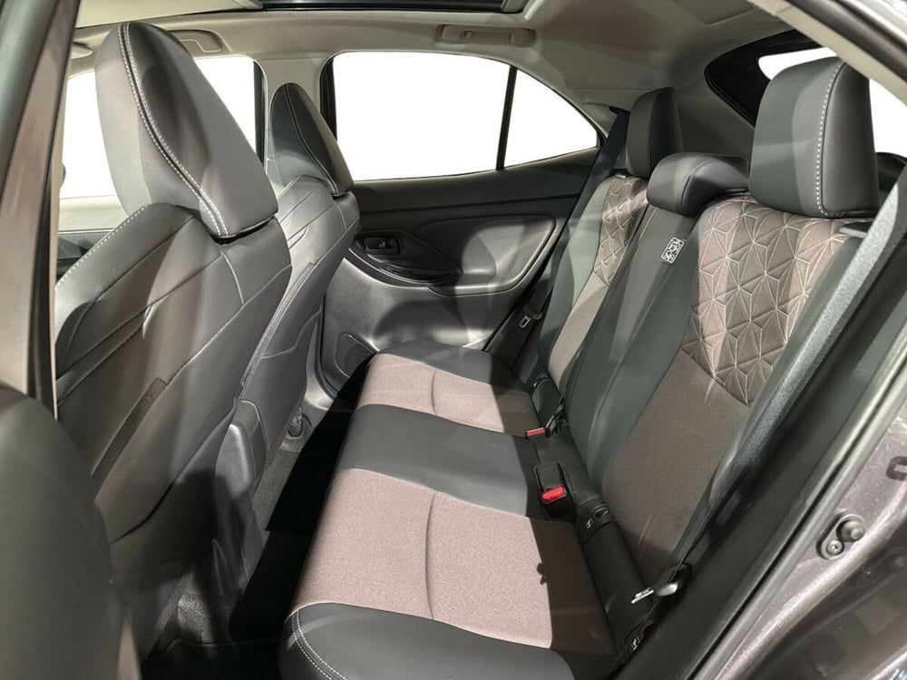 Toyota Yaris Cross usata a Lecco (14)