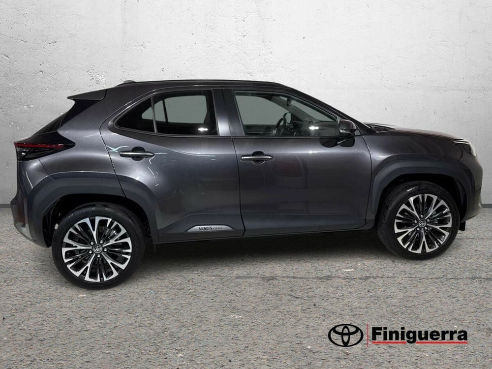 Toyota Yaris Cross usata a Lecco (5)