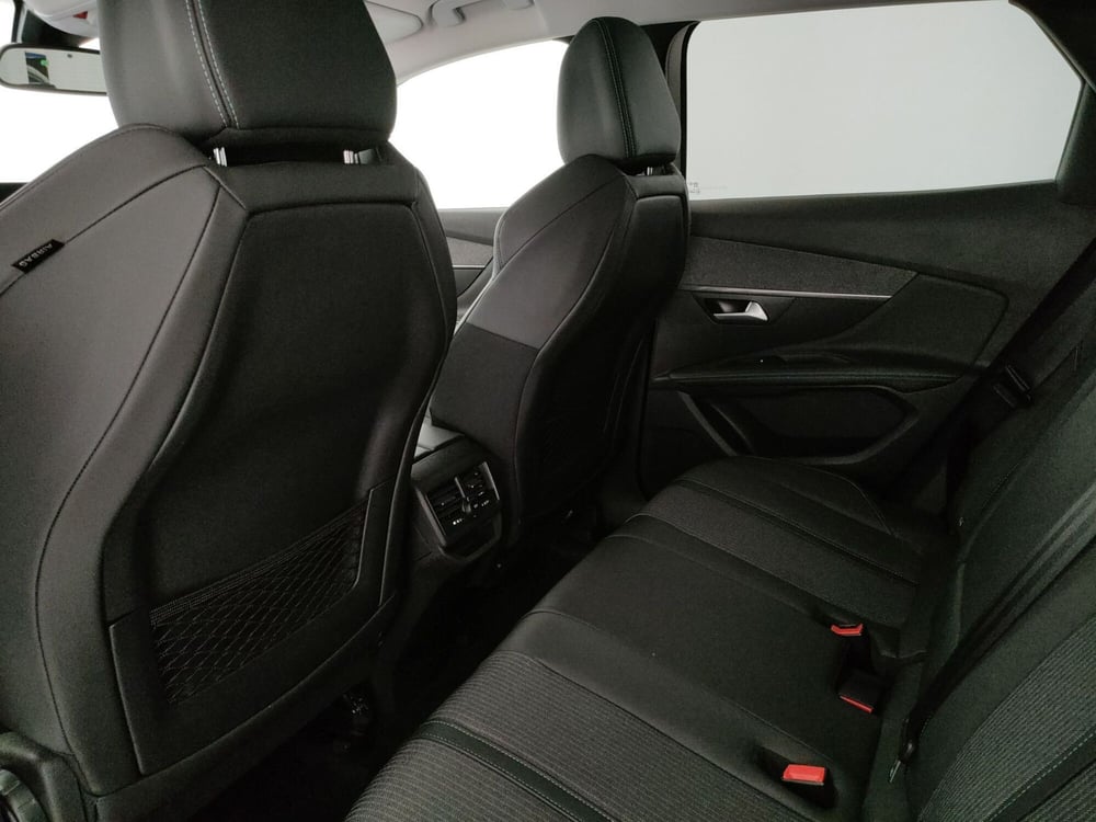 Peugeot 3008 usata a Caserta (15)