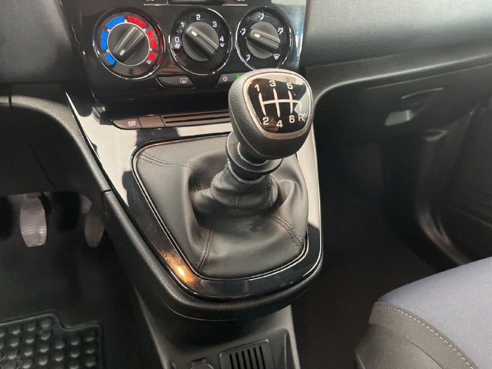 Lancia Ypsilon usata a Torino (15)