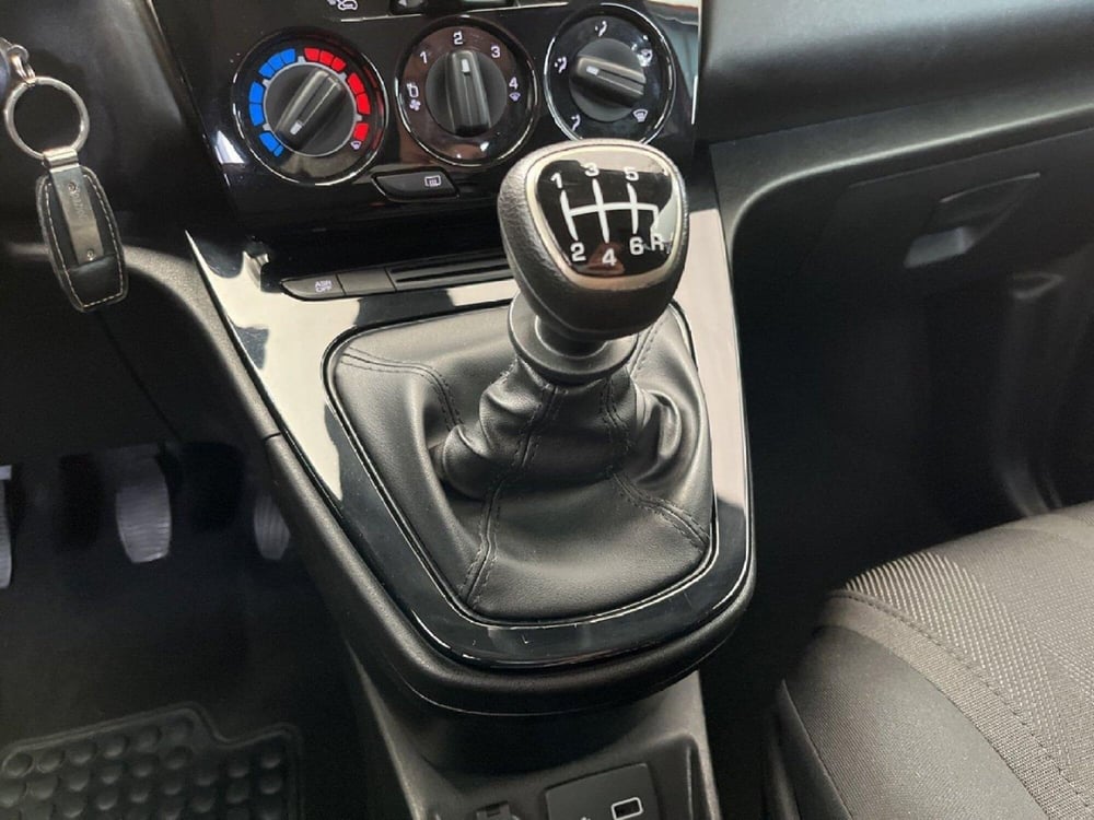 Lancia Ypsilon usata a Torino (15)