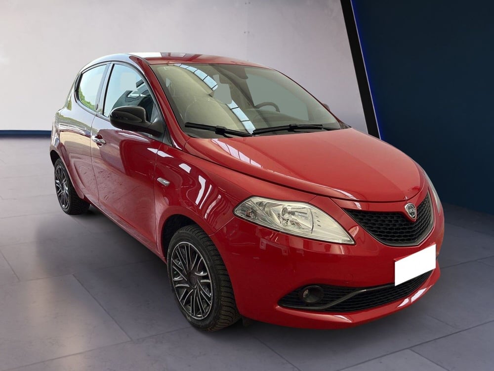 Lancia Ypsilon usata a Torino (3)