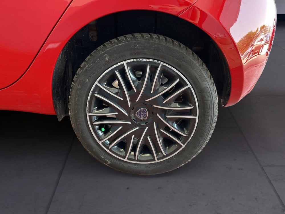 Lancia Ypsilon usata a Torino (8)