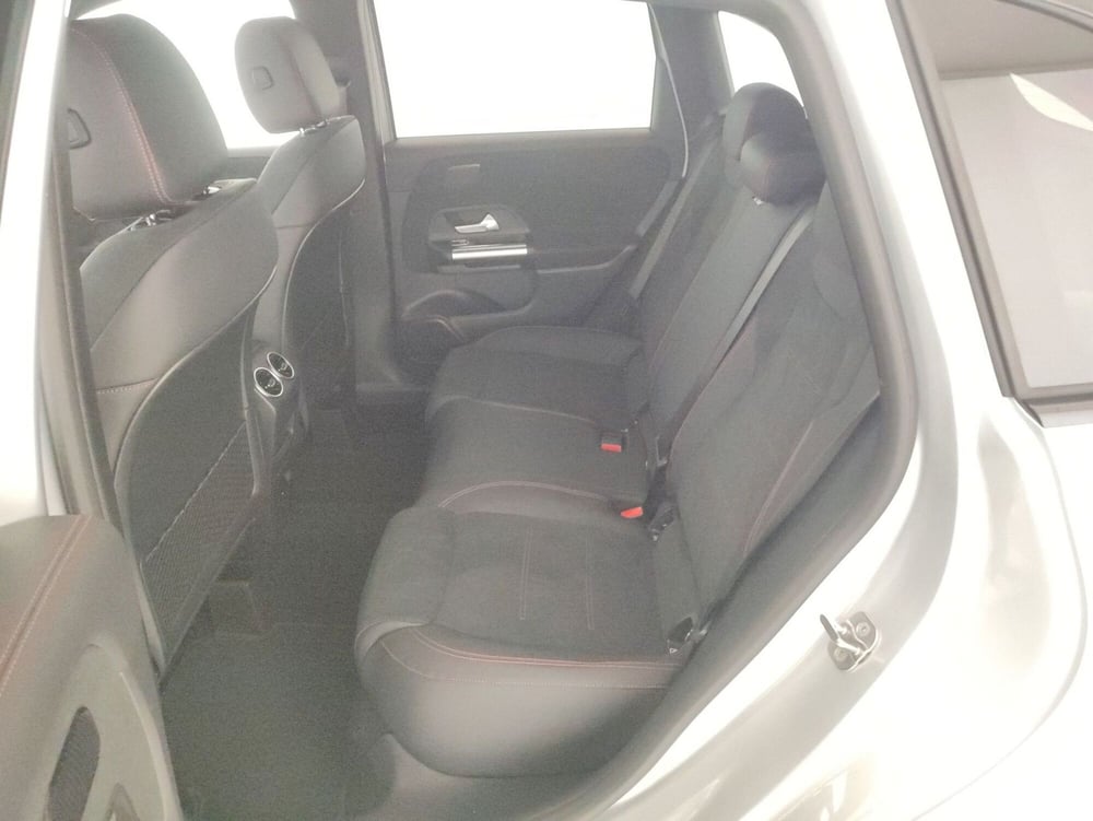 Mercedes-Benz Classe B nuova a Alessandria (7)