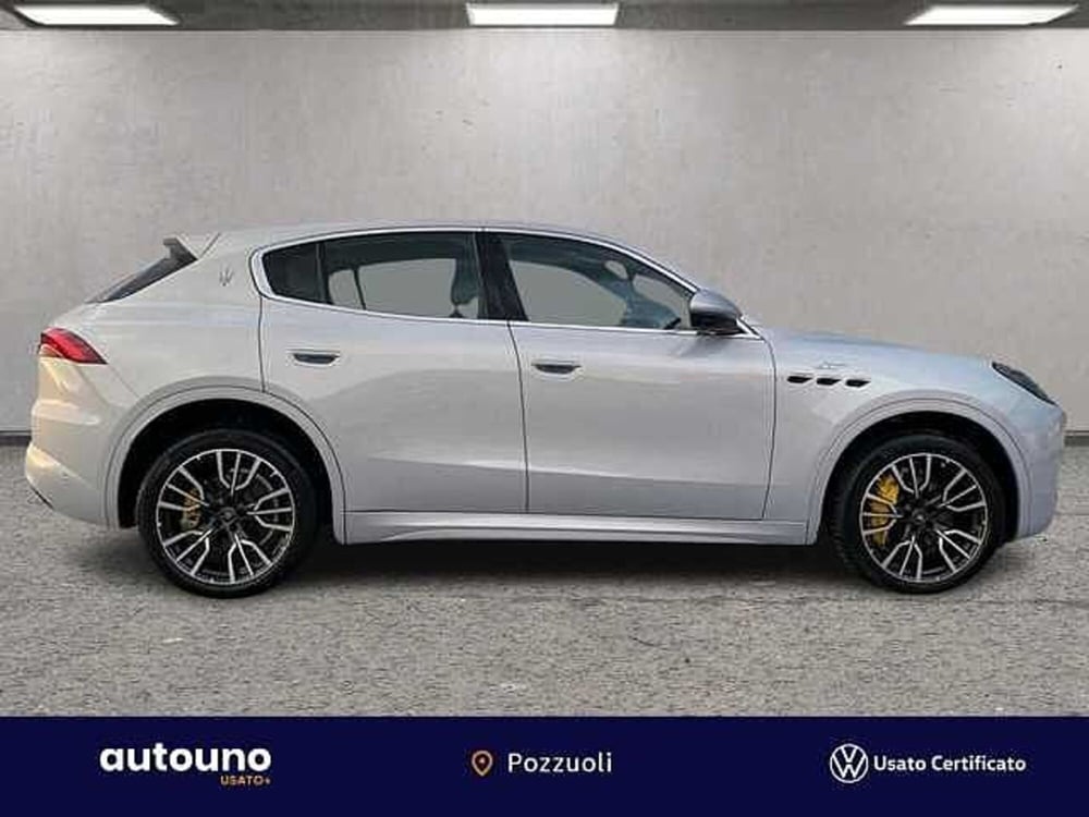 Maserati Grecale usata a Napoli (6)