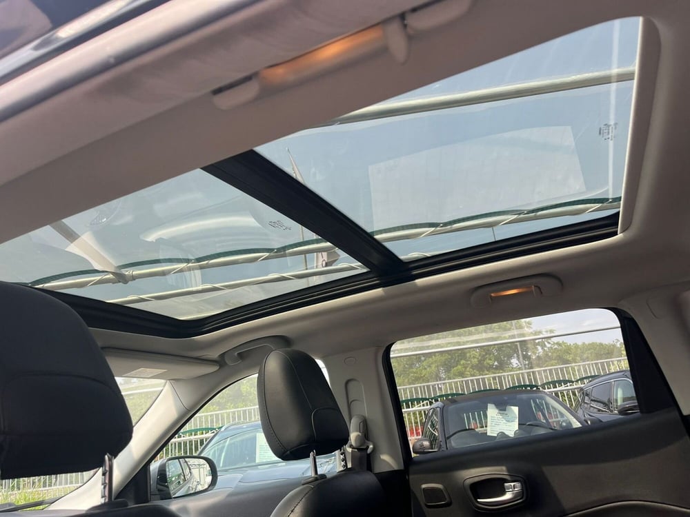 Jeep Compass usata a Milano (12)