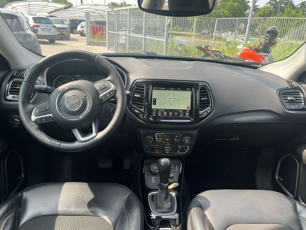 Jeep Compass usata a Milano (17)