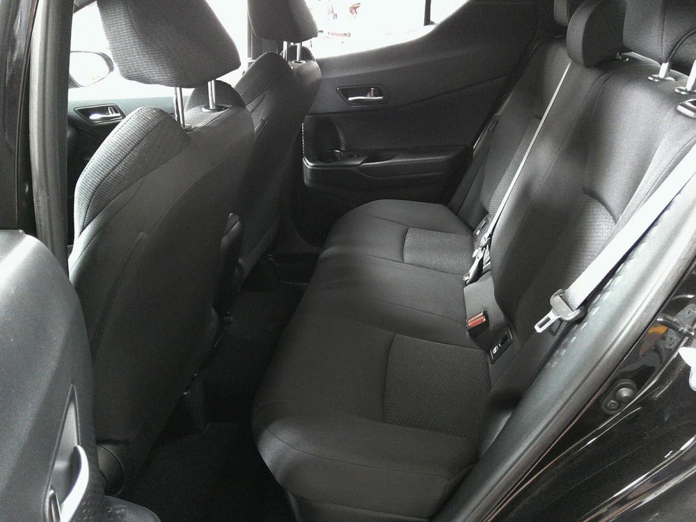 Toyota Toyota C-HR usata a Treviso (14)
