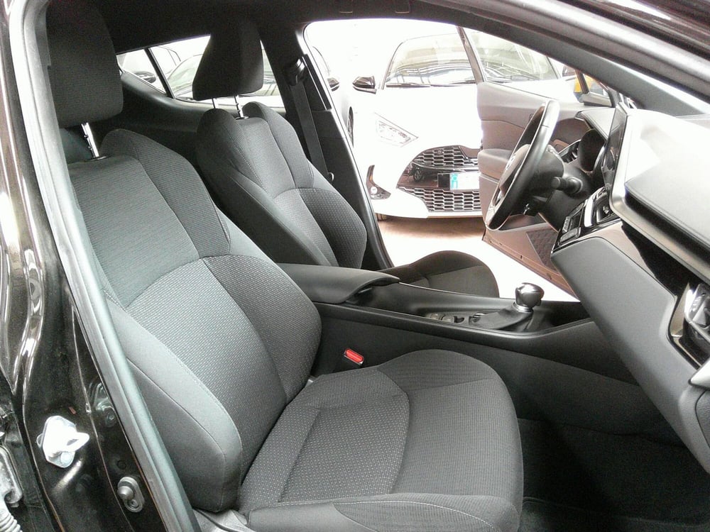 Toyota Toyota C-HR usata a Treviso (17)