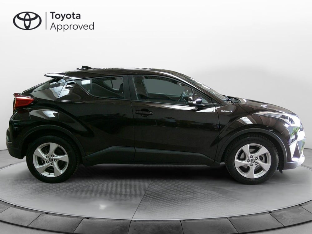 Toyota Toyota C-HR usata a Treviso (9)
